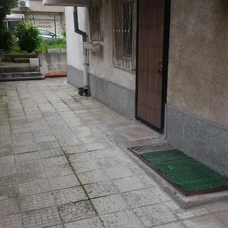 Гери Бургас